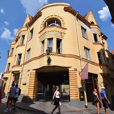 One Old Town Hostel *